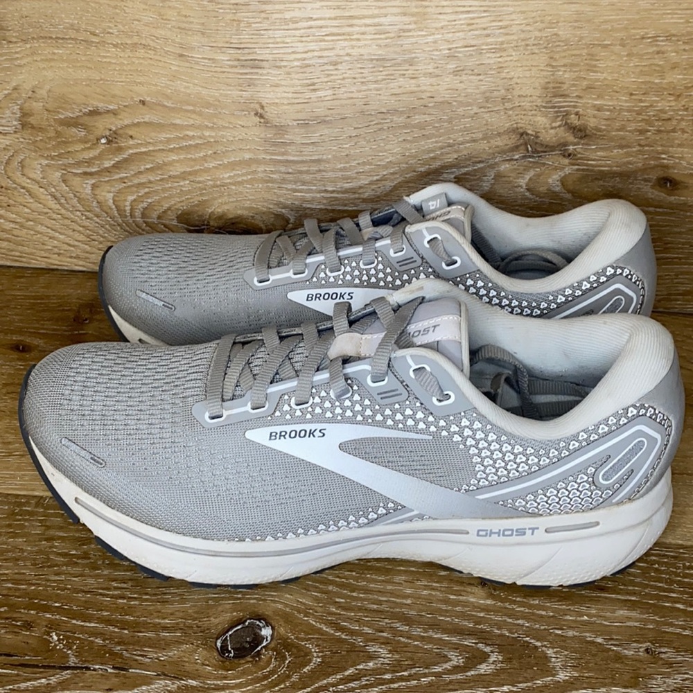 Brooks Ghost 14 Size 10 Medium(B)